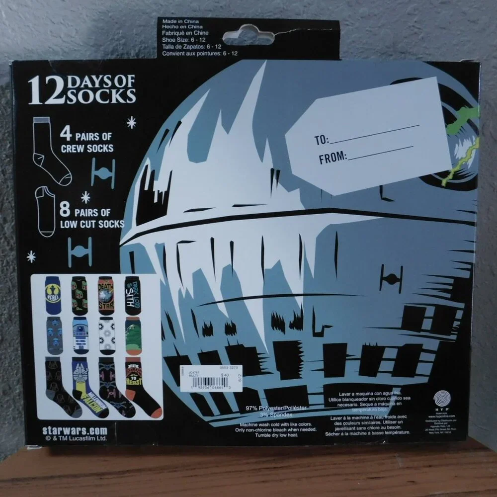 Star Wars 12 Pairs of Men's Socks Size 6-12 NEW